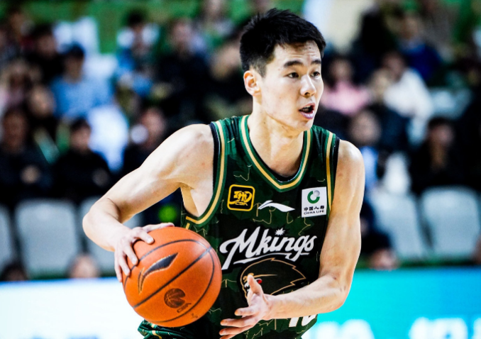 同曦双加时灭深圳：郭昊文31+10双外援40+ 周鹏1003三分超胡雪峰